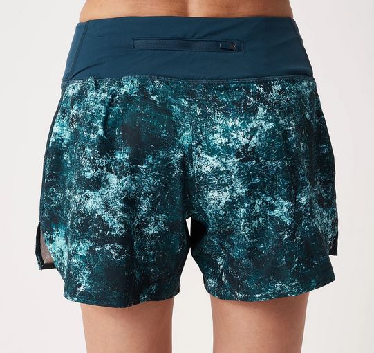 2XU Aero 5 Inch Shorts, Damen, Trailscape Bluejay/Silver Reflective - Image 2