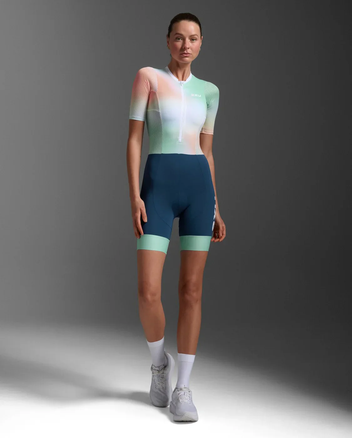 2XU Aero Hex Sleeved Trisuit, Damen, Jelly Mint/Majol - Image 2