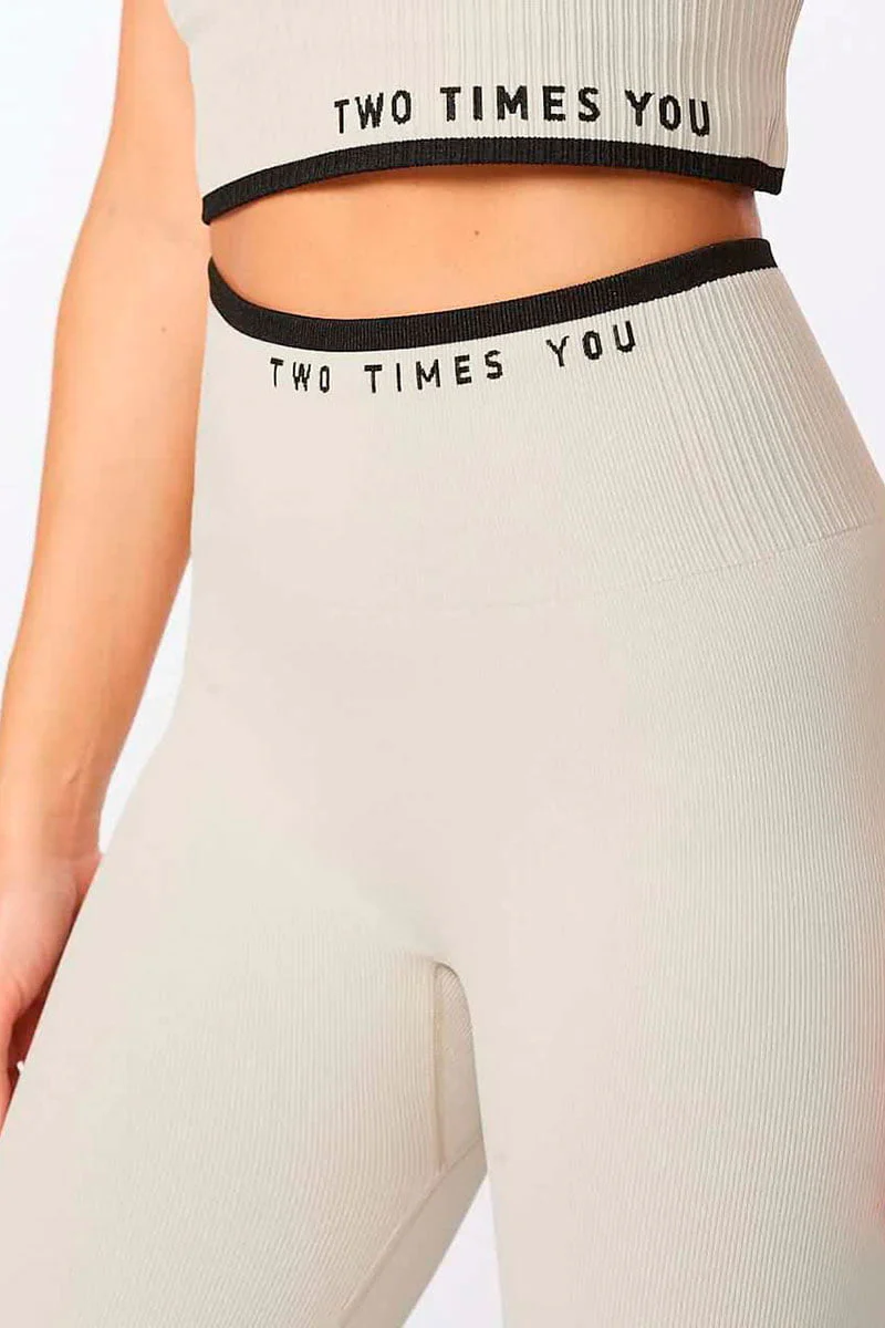 2XU Engineered Shorts, Damen, Beige/Black - Image 3