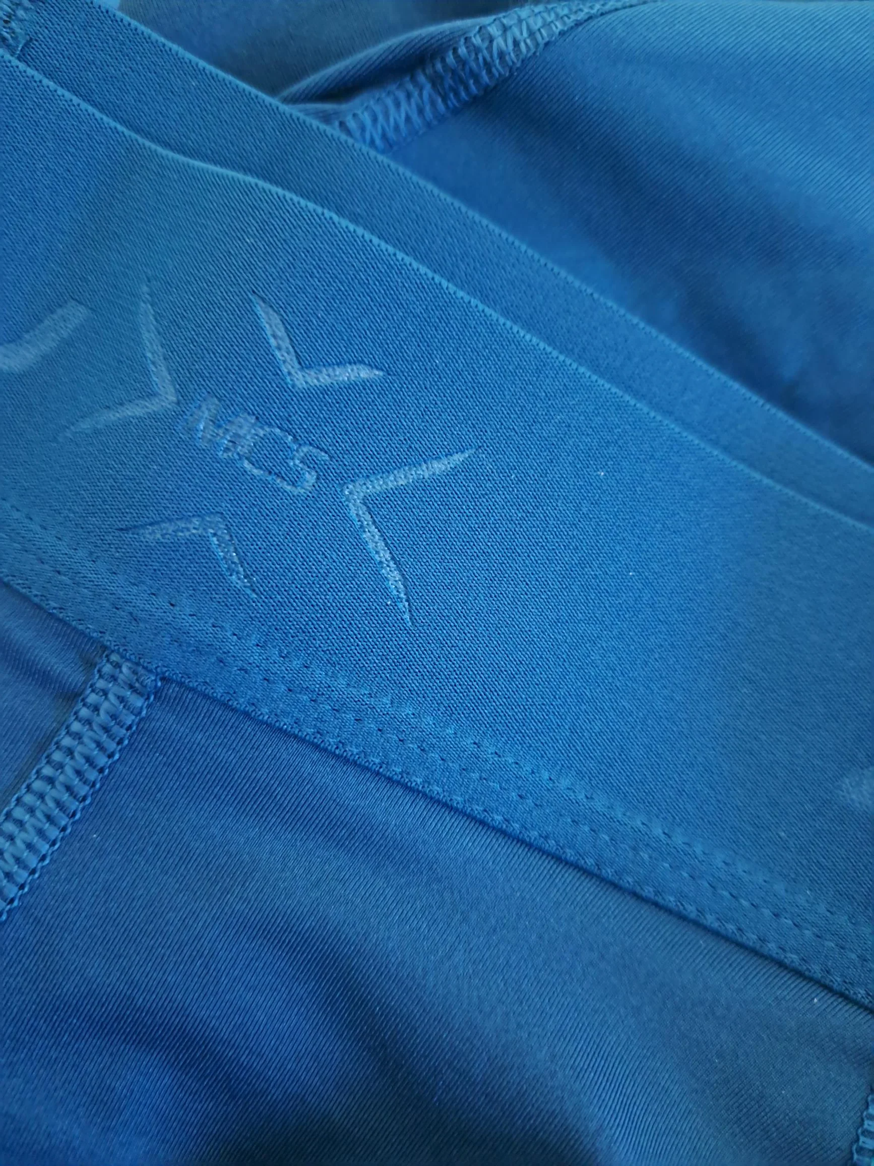 2XU Herren MCS Cross Training Compression Tights, Dark Ocean/Celestial - Image 2