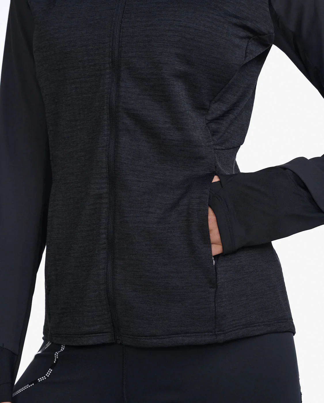 2XU Ignition Hooded Midlayer, Damen, Black/Black Reflective - Image 3