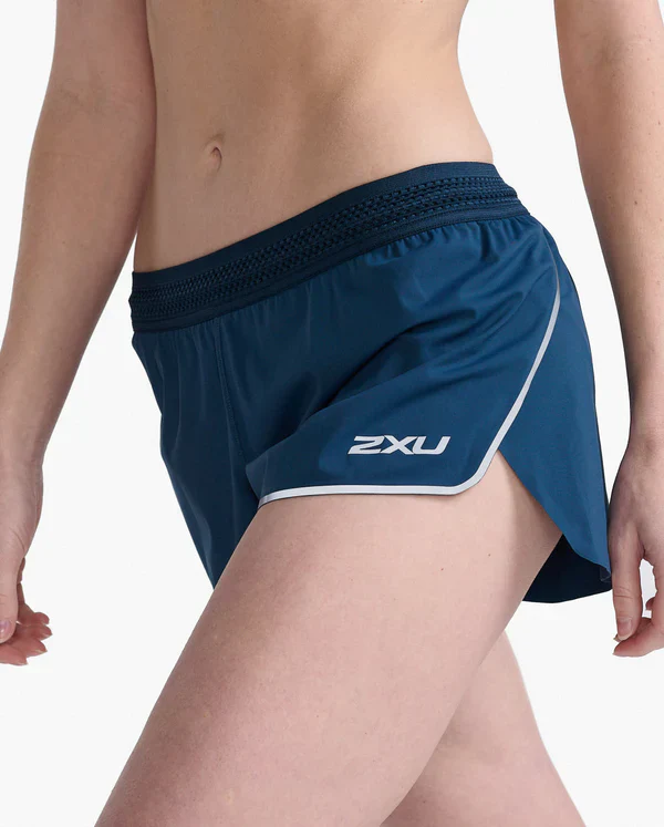 2XU Light Speed 3 Inch Shorts, Damen, Moonlight/Silver Reflective - Image 3
