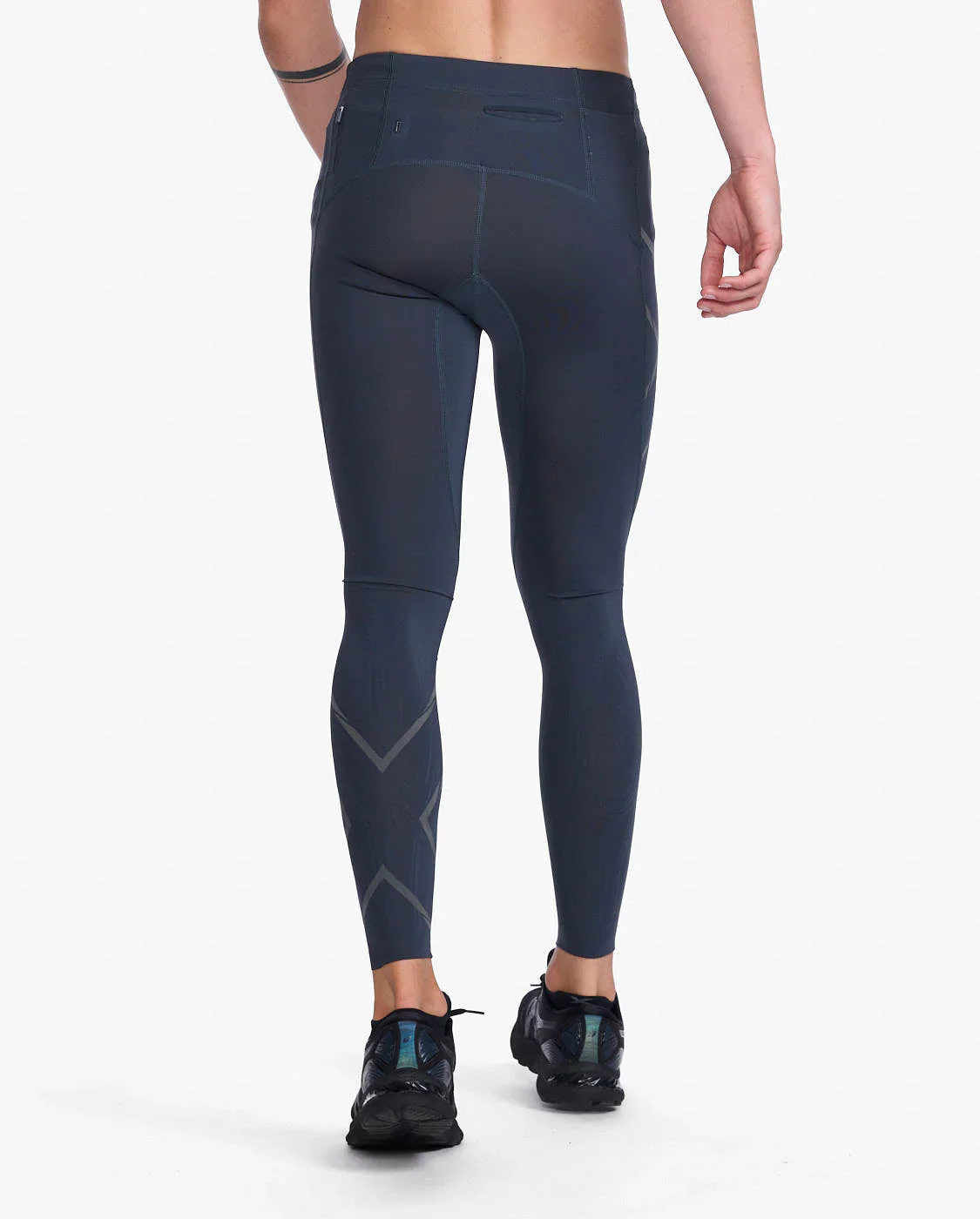 2XU Light Speed MCS Run Compression Tights, Laufhose, Herren, India Ink/Black Reflective - Image 3