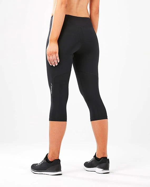 2XU Mid-Rise Compression 3/4 Run Tights with Back Storage, Damen, Black/Black Reflective - Image 2