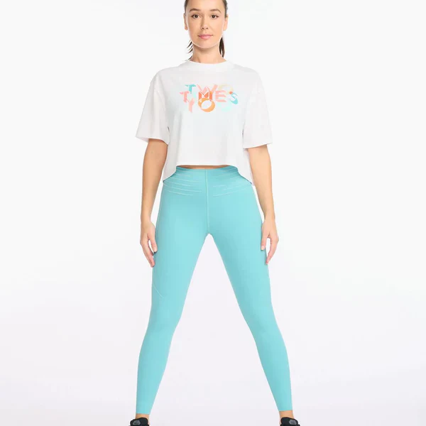 2XU Motion Form Crop Tee, Damen, White/Two Times You - Image 2