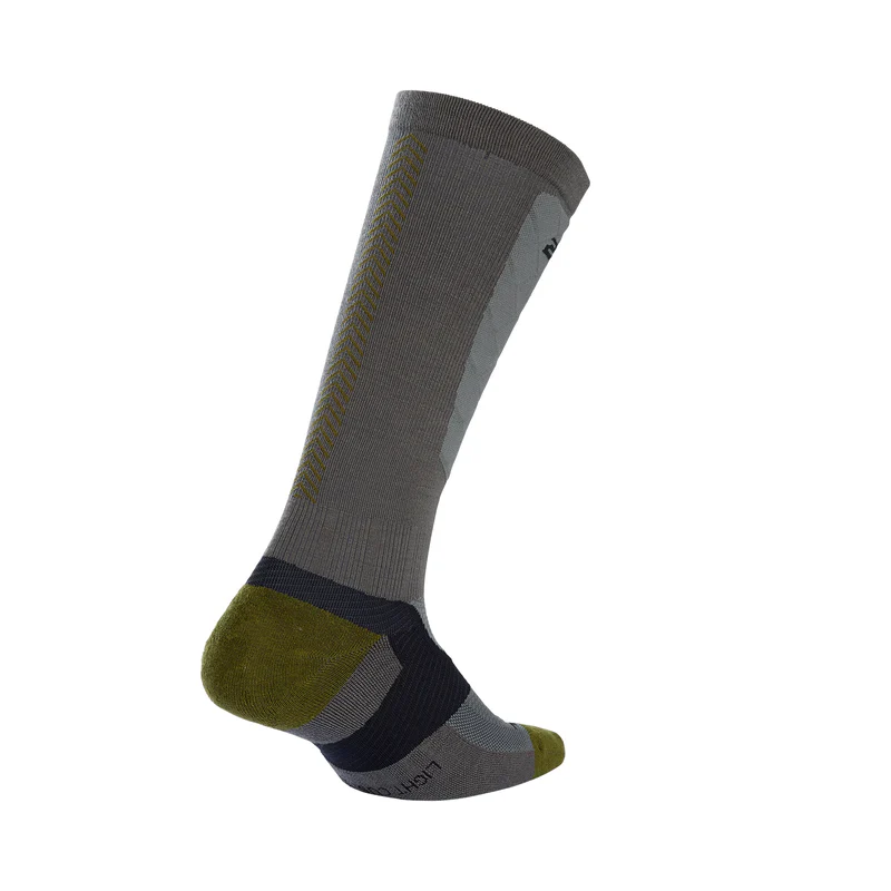 2XU VECTR Alpine Compression Socks, Titan/Moos - Image 2